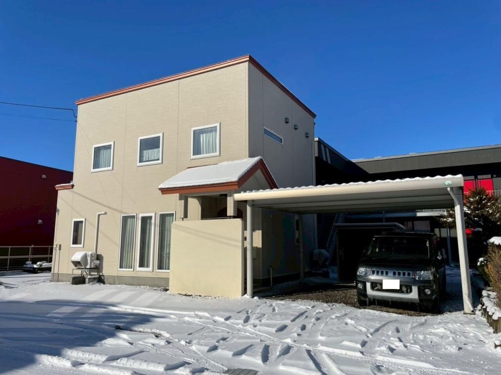 【年中快適なファースの家】札内中央町　中古戸建 内観