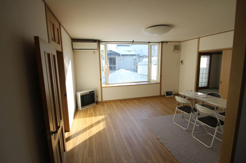 【写真追加】西二十一条南５丁目　リフォーム住宅 内観