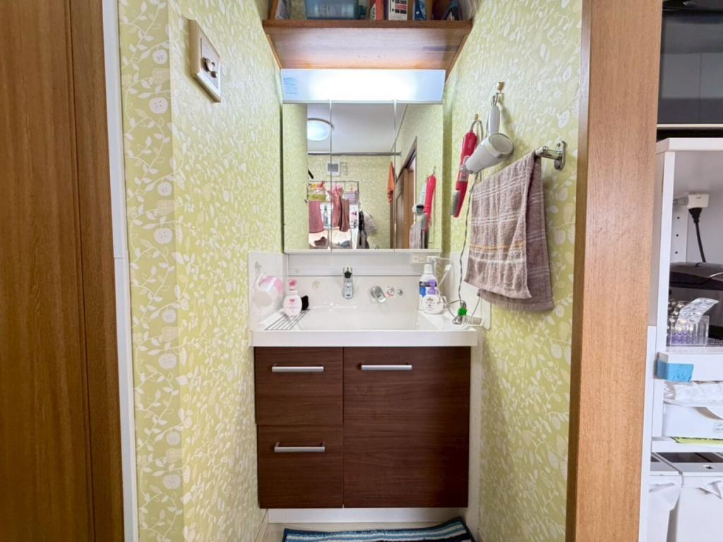 幕別町札内青葉町　中古戸建 内観