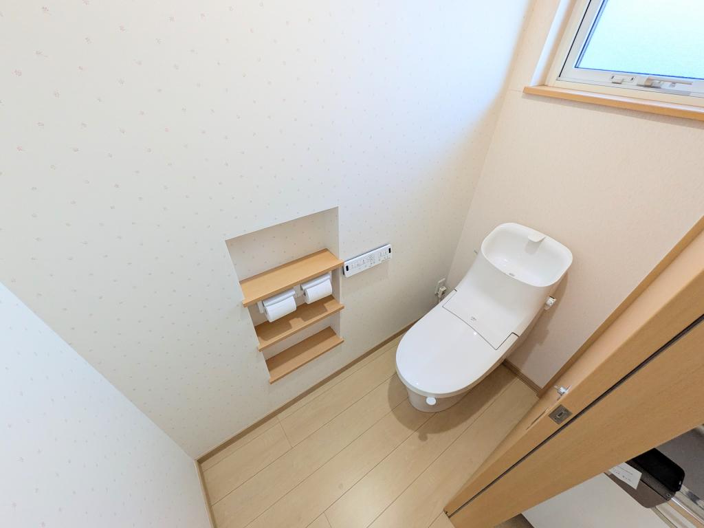 西１３条南１７丁目　中古戸建 内観