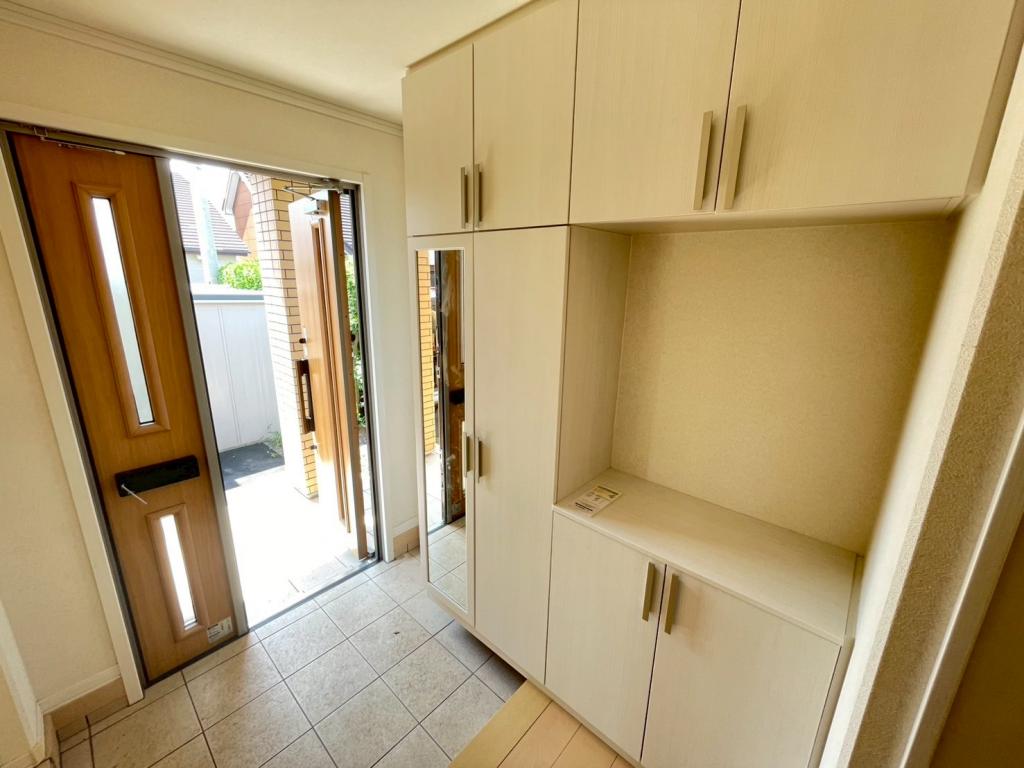 ☆価格改定☆【ソーラーパネル付き美邸】西２５条南３丁目　中古戸建 内観