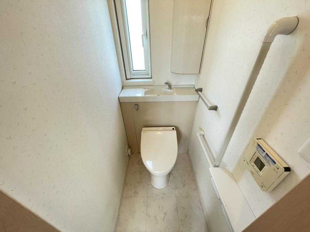 ☆価格改定☆【ソーラーパネル付き美邸】西２５条南３丁目　中古戸建 内観