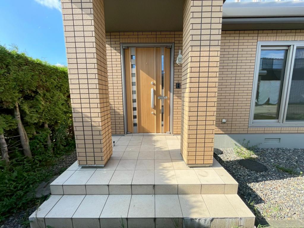 ☆価格改定☆【ソーラーパネル付き美邸】西２５条南３丁目　中古戸建 内観