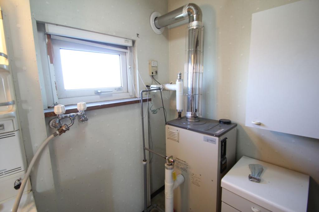 【写真追加】大空町３丁目　中古二世帯住宅 内観