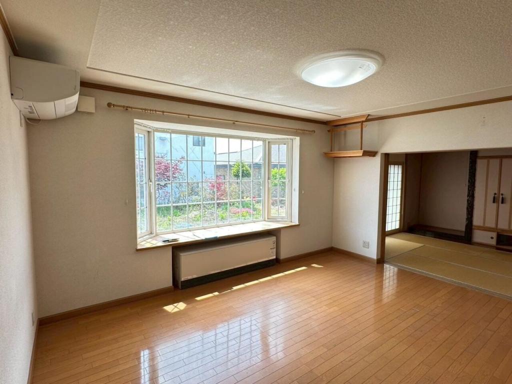 【写真追加】幕別町緑町　中古戸建 内観