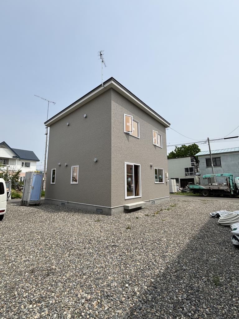 【写真追加】西２条南３７丁目　東棟　新築戸建 内観