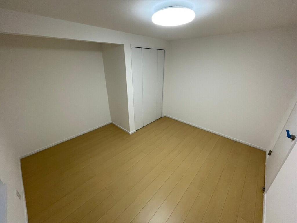 西１３条南３３丁目　中古平家 内観