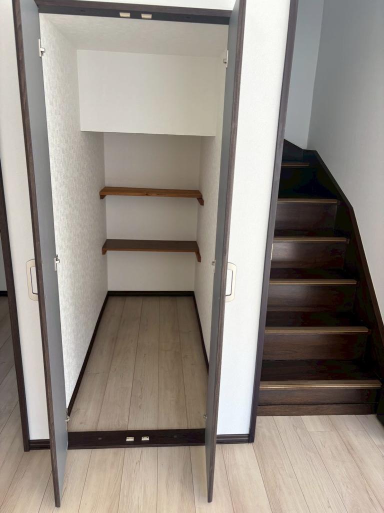 西２１条南５丁目　中古戸建 内観