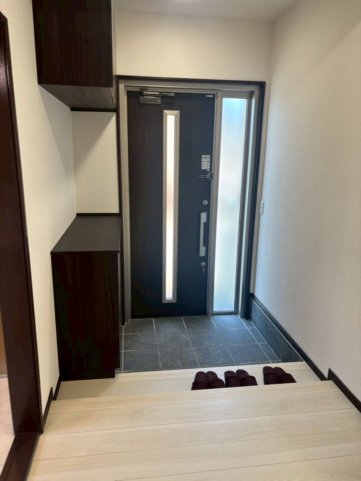 【価格改定】西２２条南３丁目　リフォーム住宅 内観