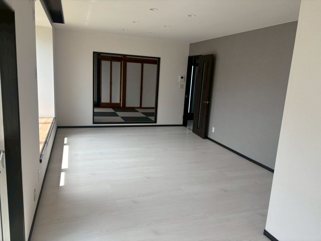 【写真追加】西二十三条南４丁目　リフォーム住宅 内観