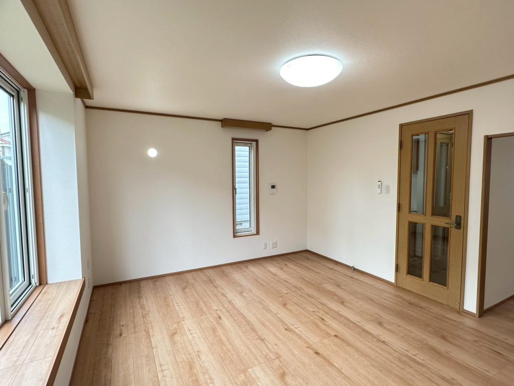 【価格改定】西２３条南４丁目　リフォーム住宅 内観