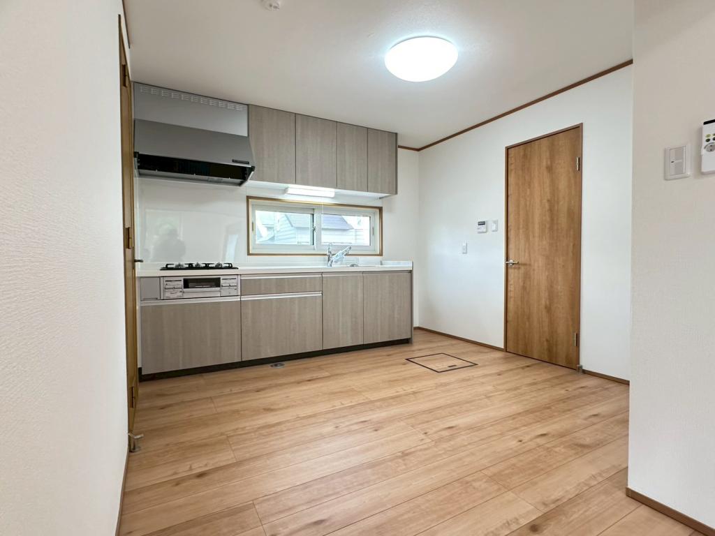 【価格改定】西２３条南４丁目　リフォーム住宅 内観
