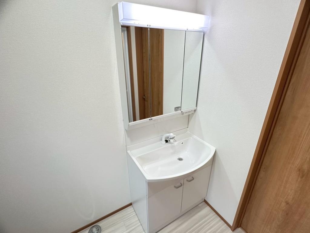 【価格改定】西２３条南４丁目　リフォーム住宅 内観