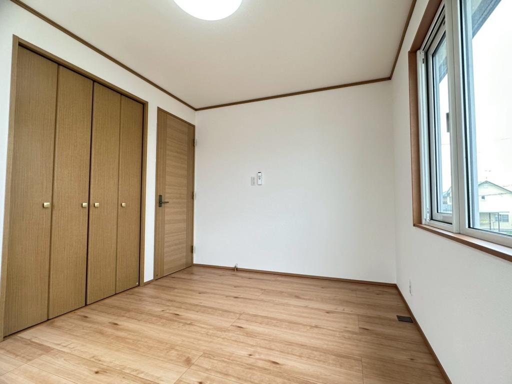 【価格改定】西２３条南４丁目　リフォーム住宅 内観