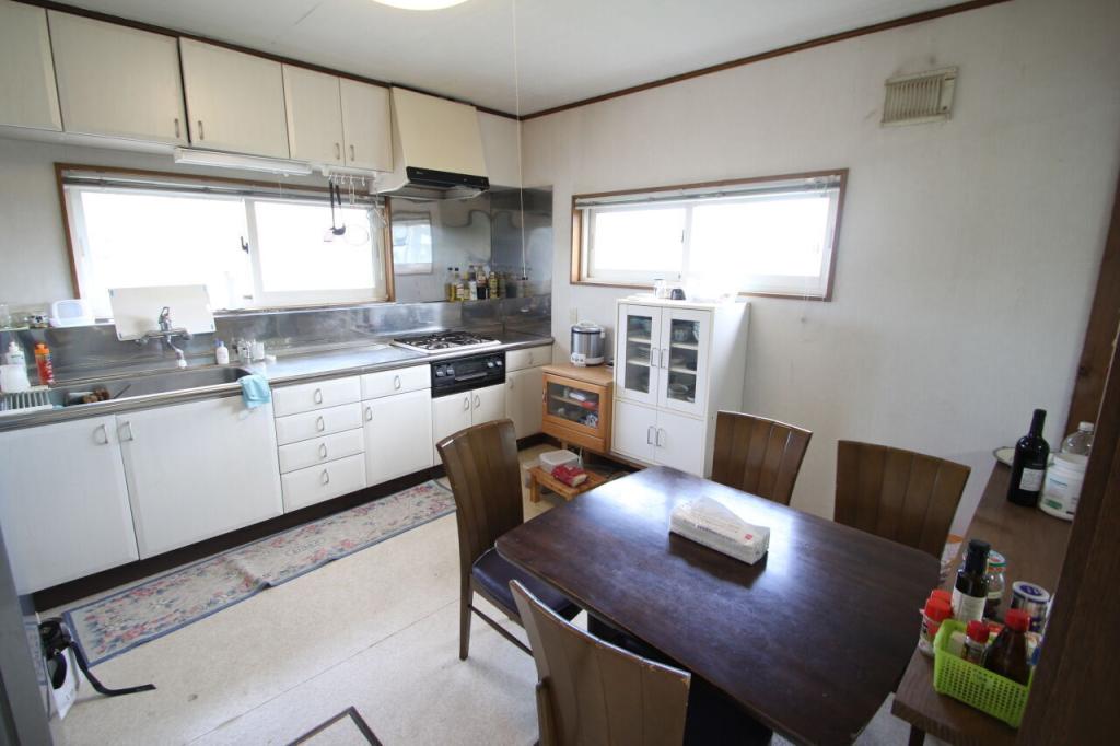 幕別町字古舞　中古戸建 内観