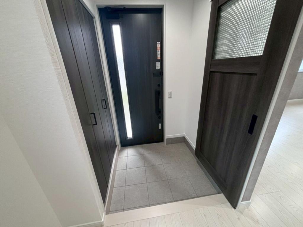 【写真追加】西17条南4丁目　リフォーム住宅 内観