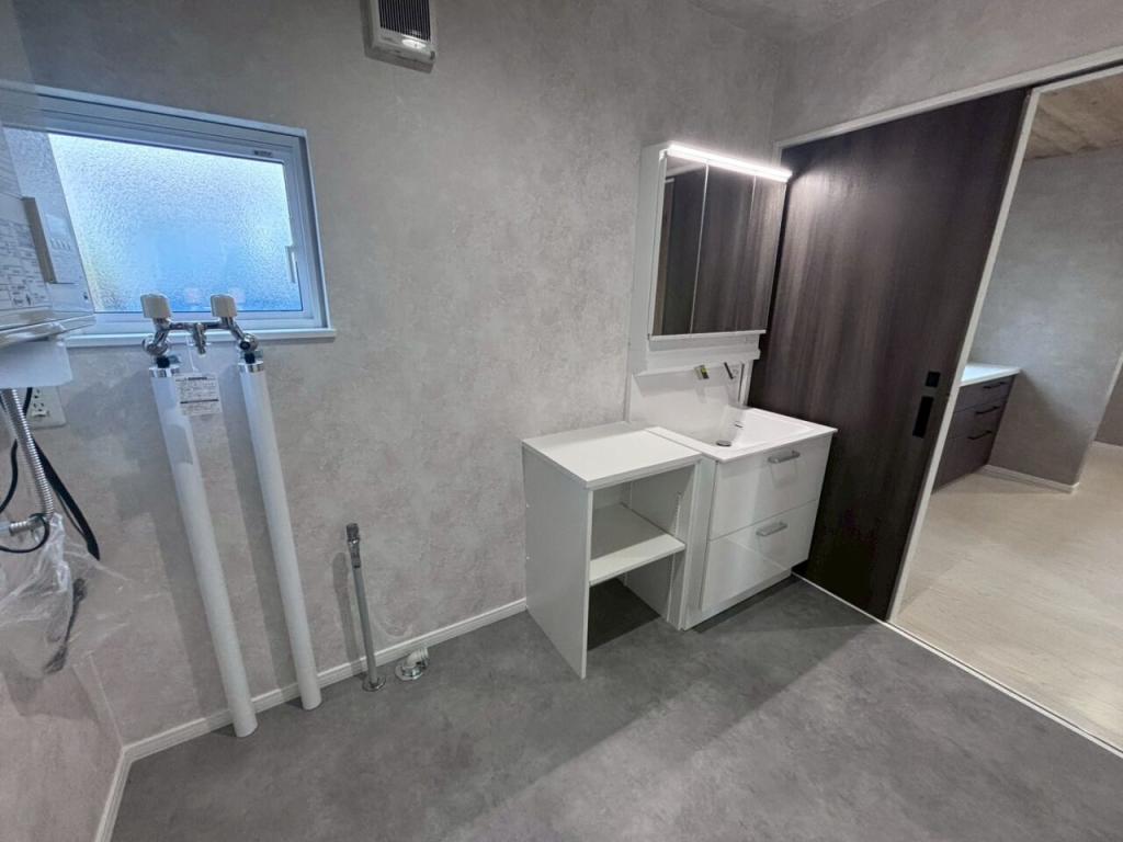 【写真追加】西17条南4丁目　リフォーム住宅 内観