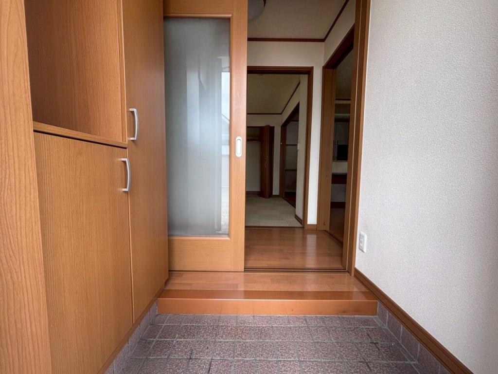 【商談中】西１９条南５丁目　中古戸建 内観