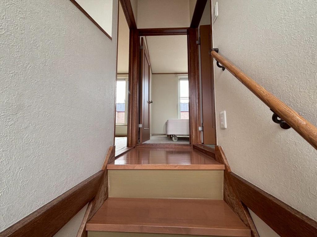 【商談中】西１９条南５丁目　中古戸建 内観