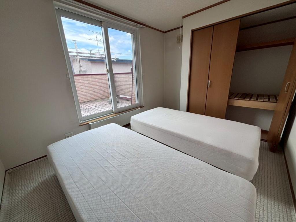 【商談中】西１９条南５丁目　中古戸建 内観