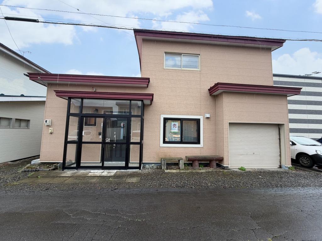 西１６条北１丁目　中古戸建 内観