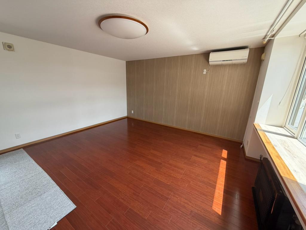 【写真追加】幕別町札内新北町　リフォーム住宅 内観