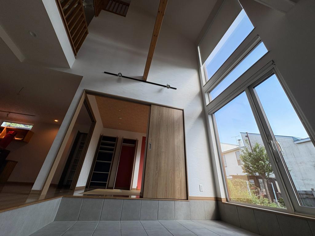 東６条南３丁目　中古戸建 内観