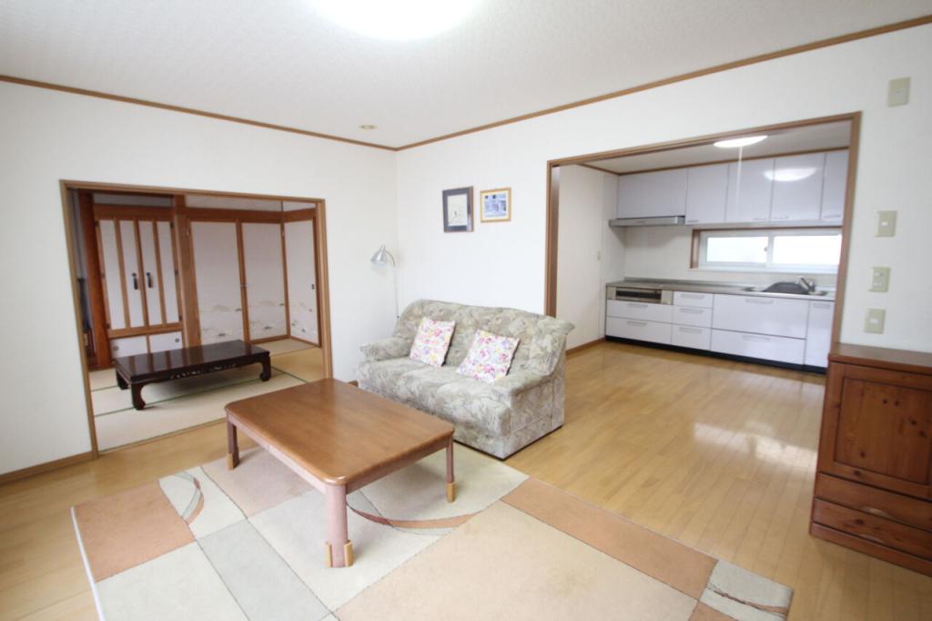 ※商談中※【写真追加】音更町大通５丁目　中古戸建 内観
