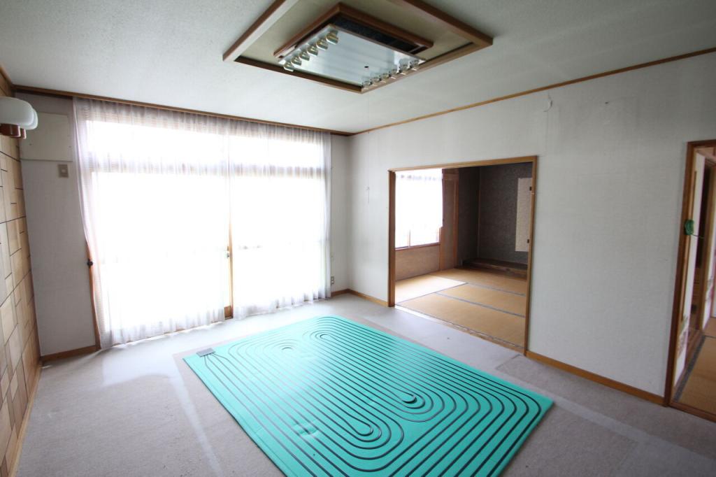 芽室町東６条６丁目　中古戸建 内観