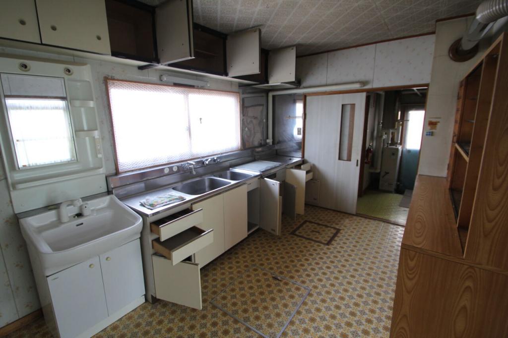 芽室町東６条６丁目　中古戸建 内観
