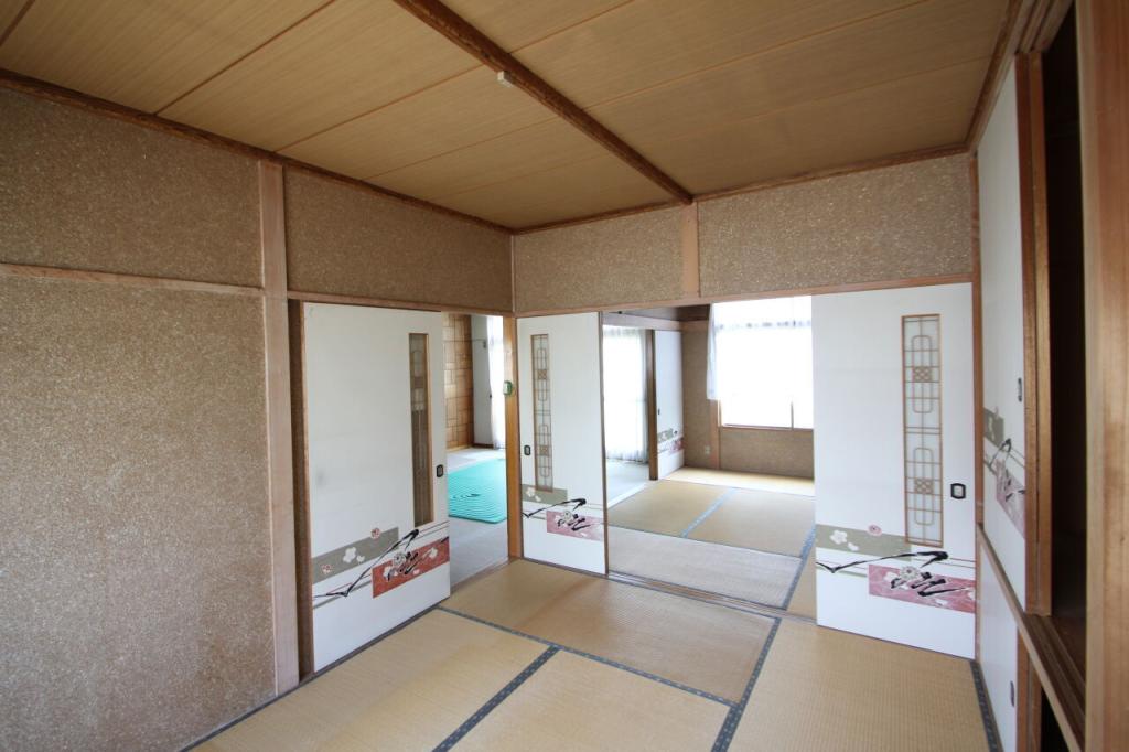 芽室町東６条６丁目　中古戸建 内観