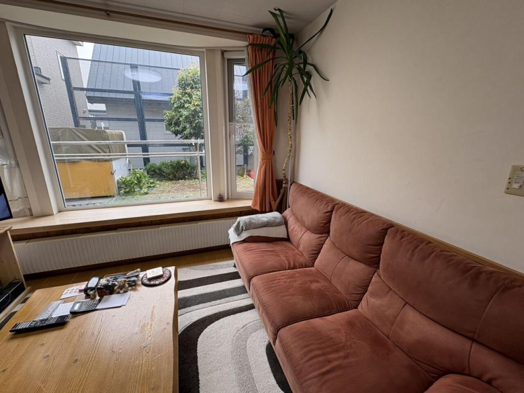 西１８条南４丁目　中古戸建 内観