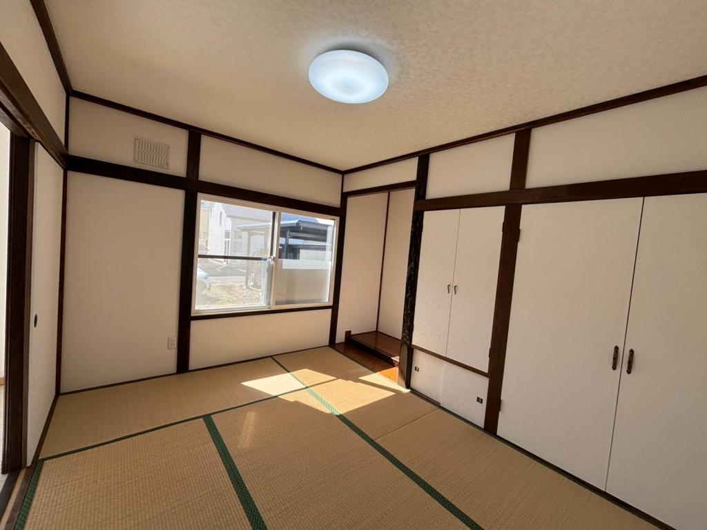 【リフォーム済】南の森西９丁目　中古戸建 内観
