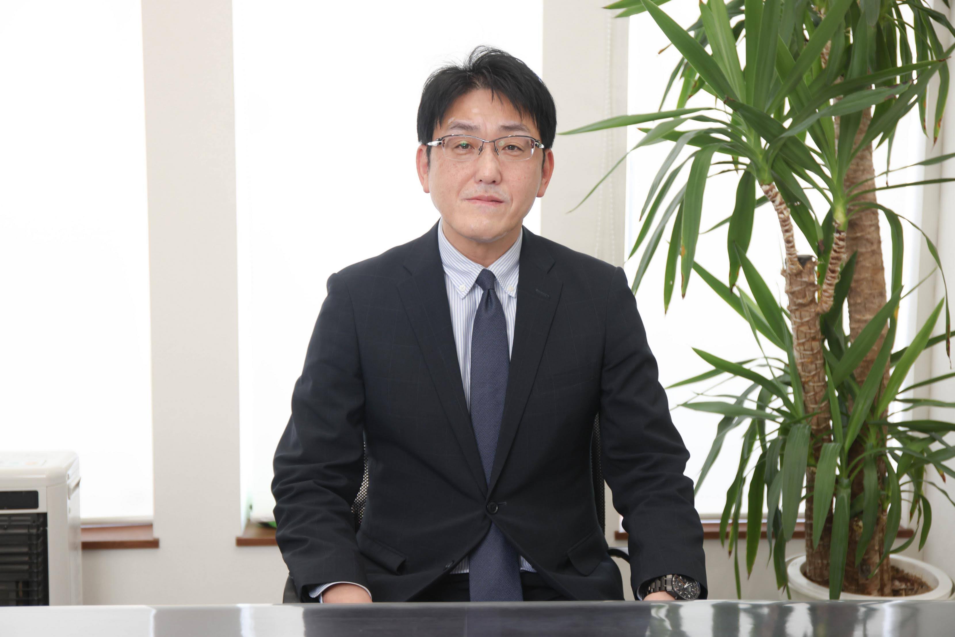 平田　朋裕